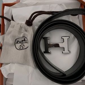 Hermes Belt (Reversible) Never worn, original box and condition. Size 110cm
